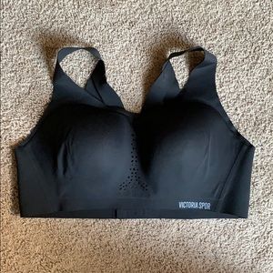 Victoria Sport Bra